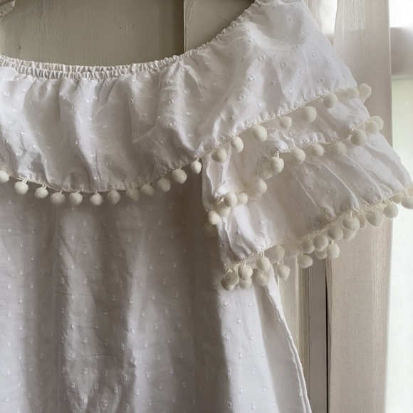 PrettyLittleThing Off the Shoulder White Bardot Shift Pom Pom Dress Size 2 - Picture 7 of 8